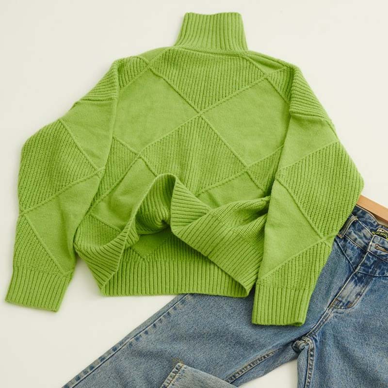 Suéter Feminino Elegante com Caimento Soltinho e Toque Macio