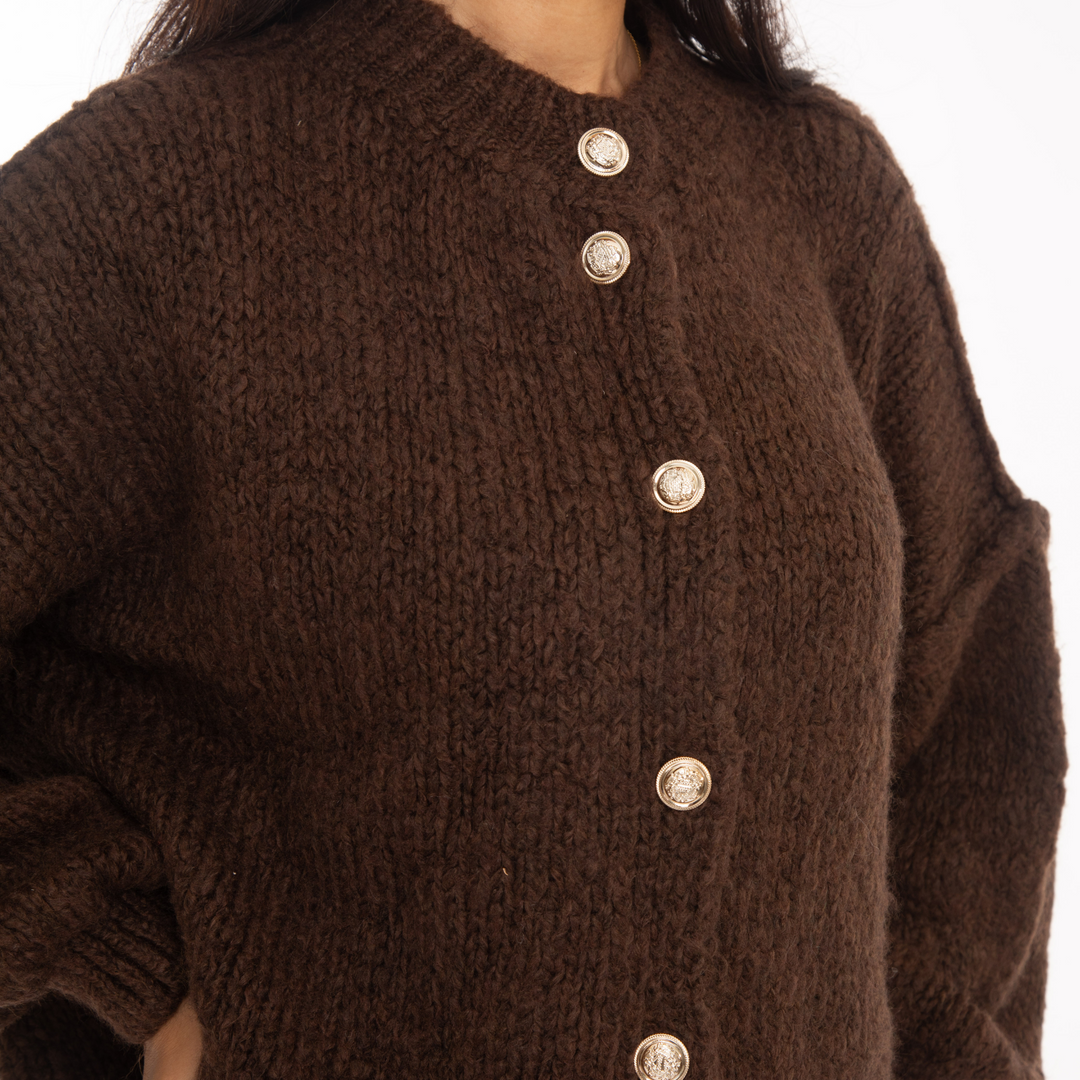 Cardigã Feminino Oversized de Tricô com Botões Dourados