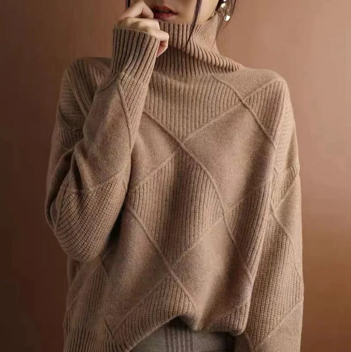Suéter Feminino Elegante com Caimento Soltinho e Toque Macio