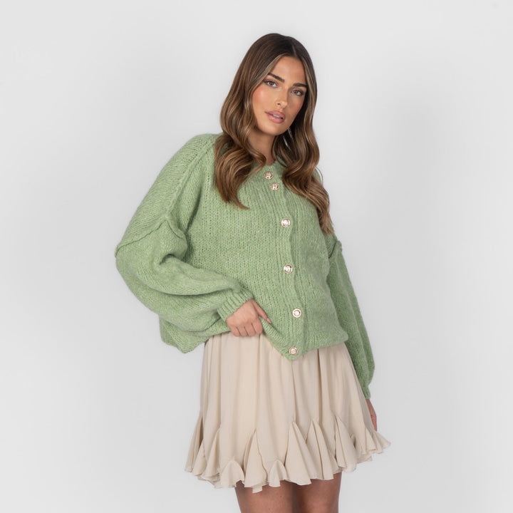 Cardigã Feminino Oversized de Tricô com Botões Dourados