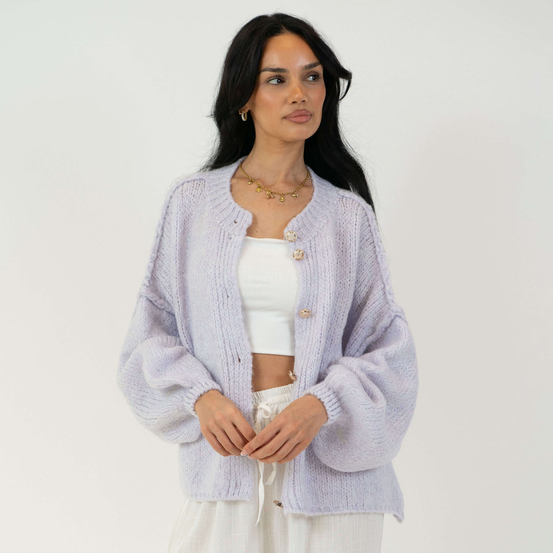 Cardigã Feminino Oversized de Tricô com Botões Dourados