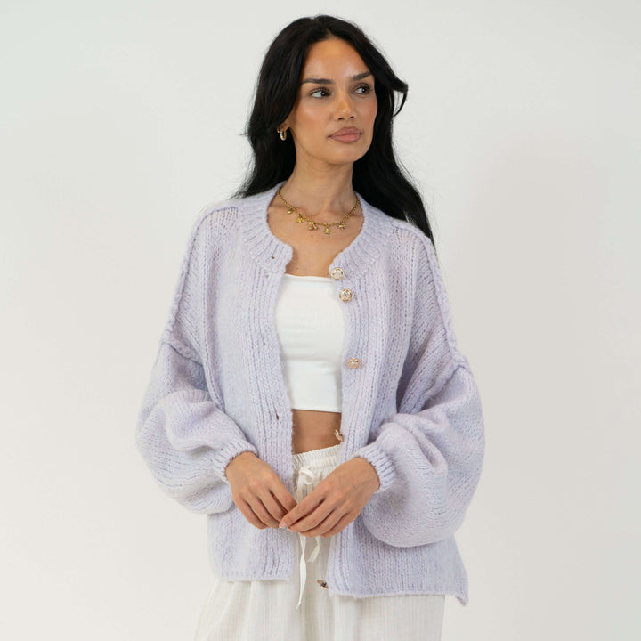 Cardigã Feminino Oversized de Tricô com Botões Dourados