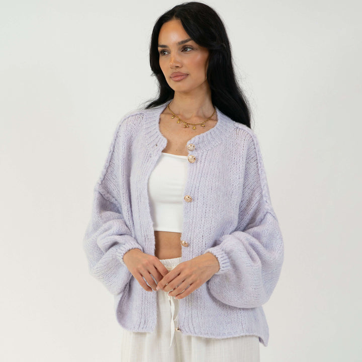 Cardigã Feminino Oversized de Tricô com Botões Dourados