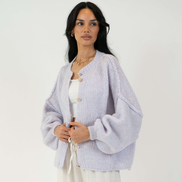 Cardigã Feminino Oversized de Tricô com Botões Dourados