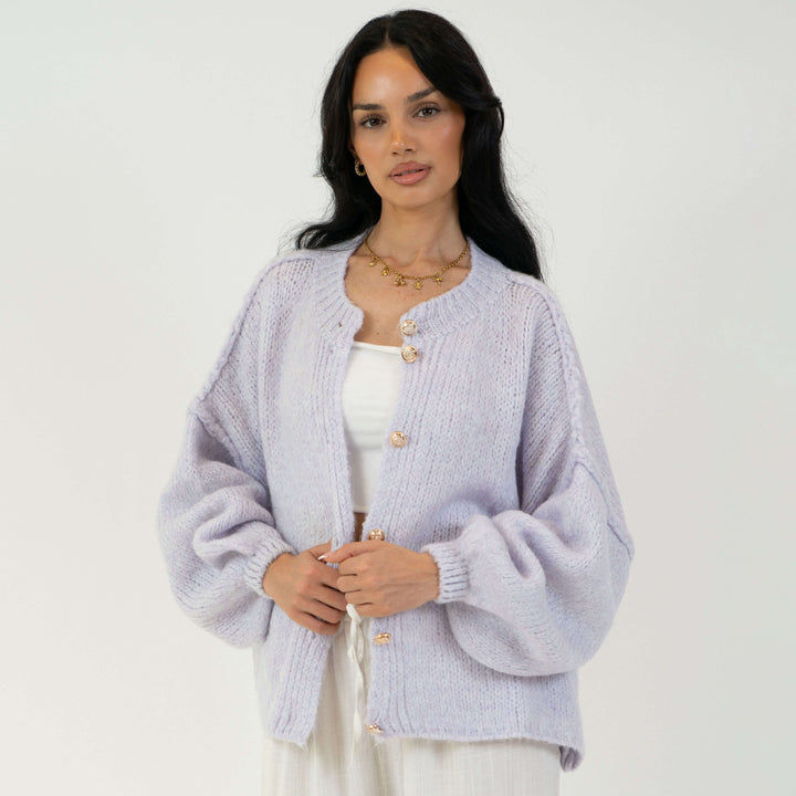 Cardigã Feminino Oversized de Tricô com Botões Dourados