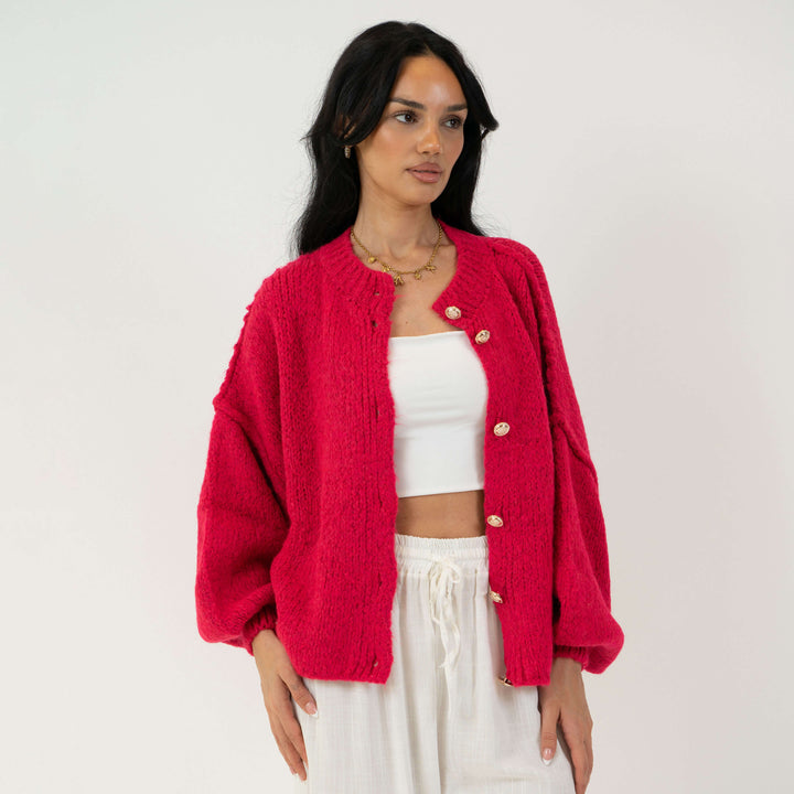 Cardigã Feminino Oversized de Tricô com Botões Dourados