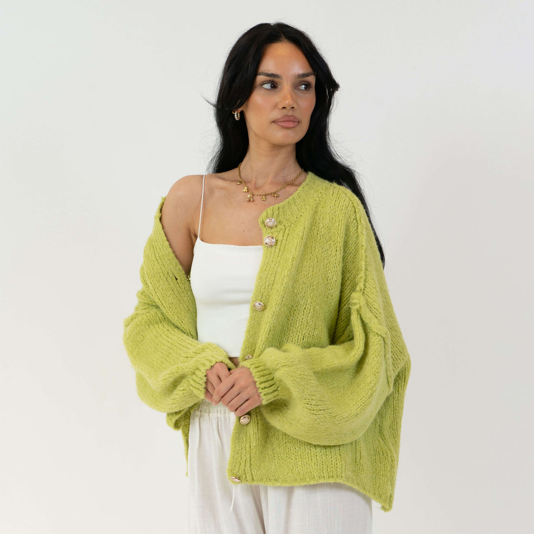 Cardigã Feminino Oversized de Tricô com Botões Dourados