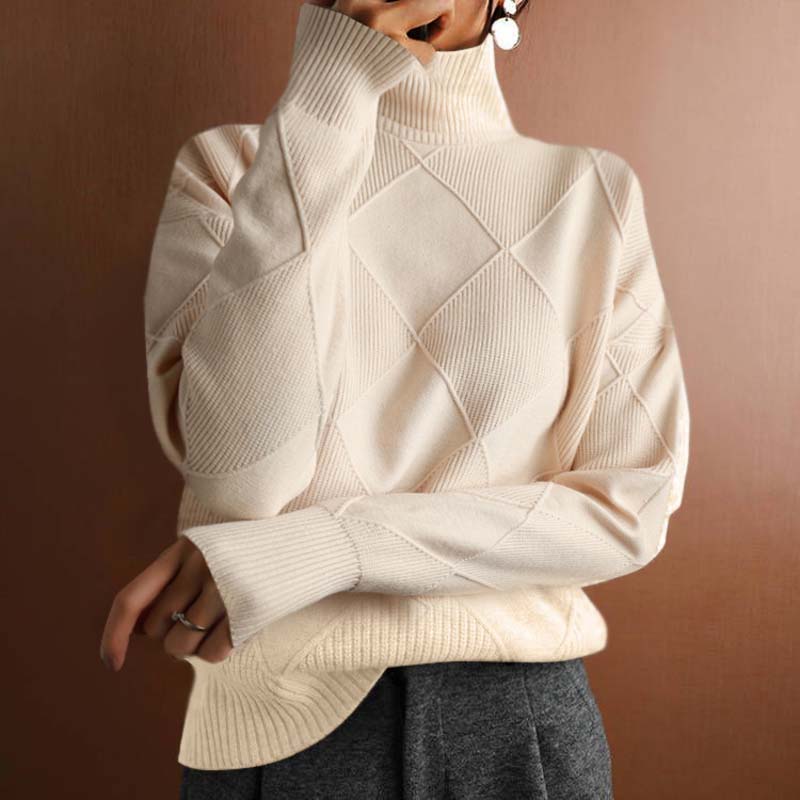 Suéter Feminino Elegante com Caimento Soltinho e Toque Macio