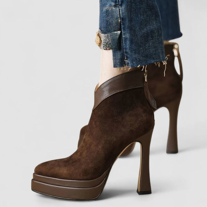 Dora - Botas com estilo moderno, conforto e atitude