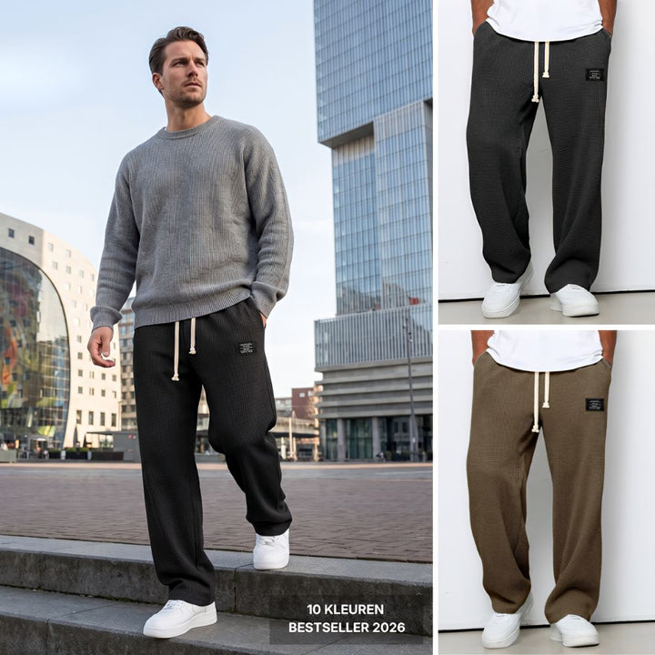 Calça Masculina Confortável com Corte Larguinho e Cintura Ajustável