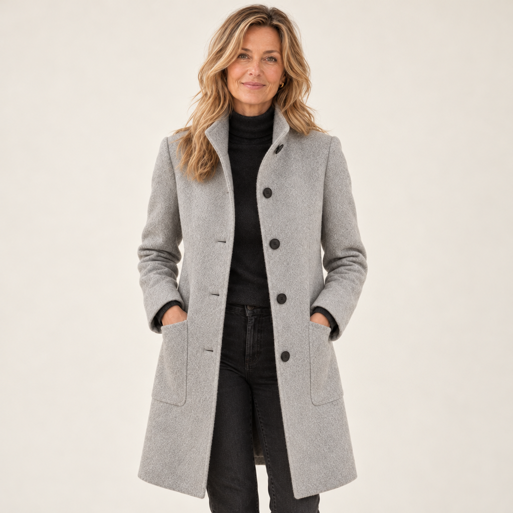 Ingrid | Casaco Feminino Elegante com Gola Alta e Botões