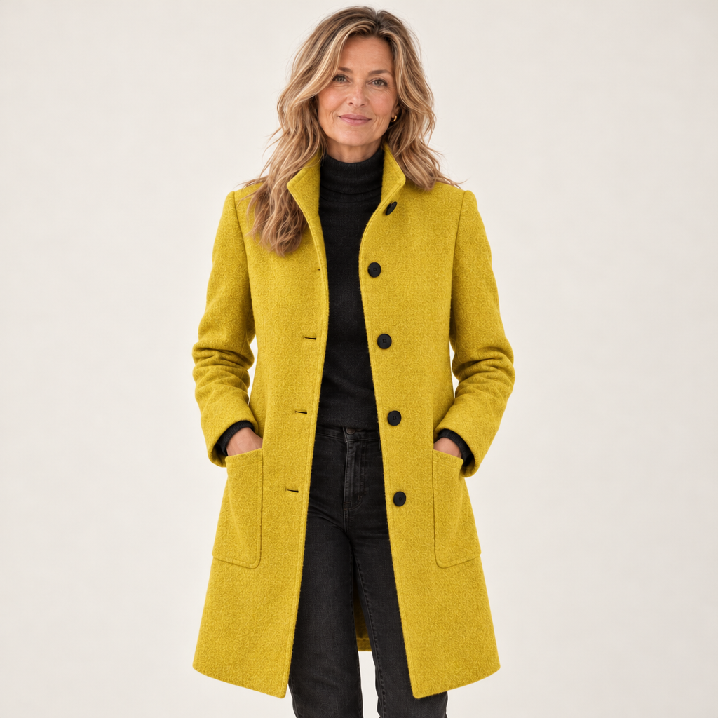 Ingrid | Casaco Feminino Elegante com Gola Alta e Botões