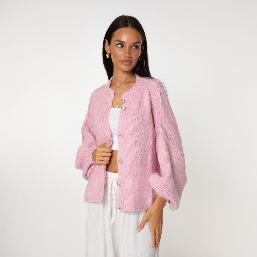 Cardigã Feminino Oversized de Tricô com Botões Dourados